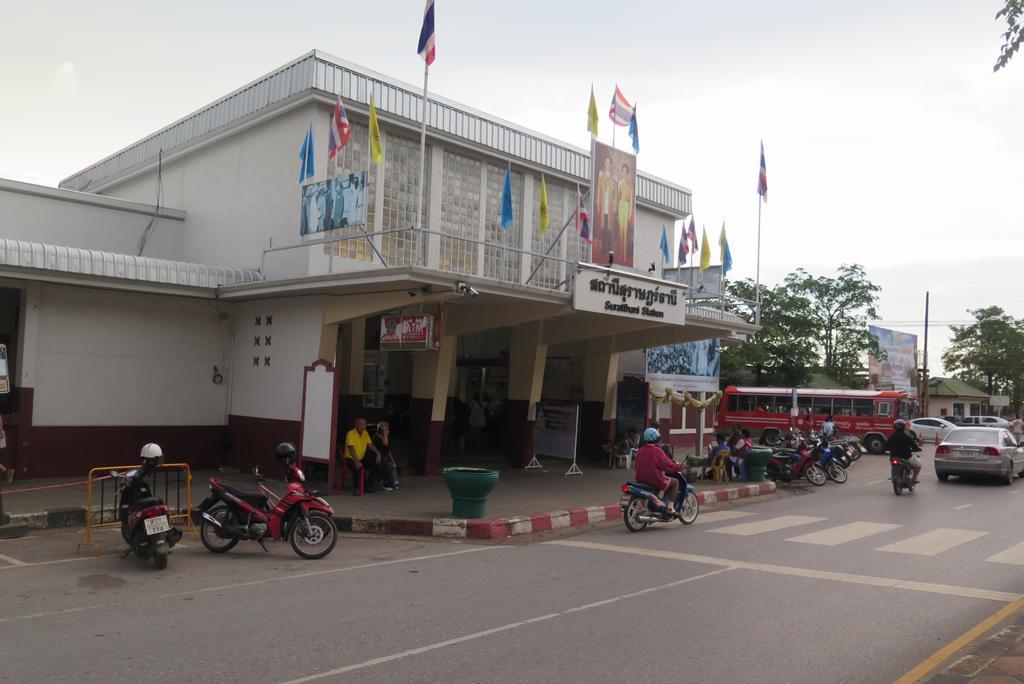 Hotel Nadpob Mansion Surat Thani Exterior foto